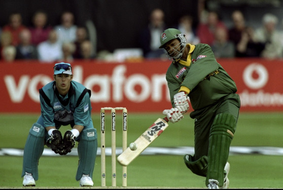 17 May 1999: Hasibul Hussain of Bangladesh hits Gavin Larsen of New Zealand for six runs during the Cricket World Cup Group B match played at Chelmsford, England. New Zealand won the game by 6 wickets. Mandatory Credit: Mike Hewitt /Allsport