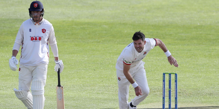 EssexCCC_LancsCCC_130423_TGS47793